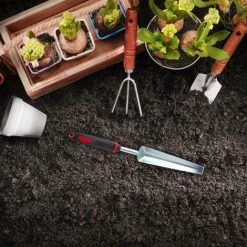 Relaxdays Désherbeur Manuel, Déracineur Pour Enlever Les Mauvaises Herbes, Manche Ergonomique, L: 37,5 Cm, Noir-rouge -Outil pour désherber Soldes 44326073 3